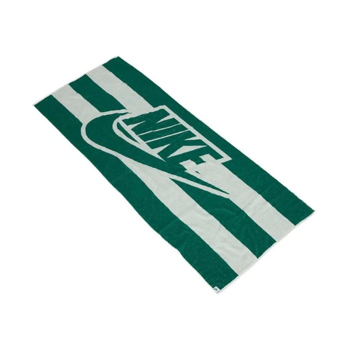 Nike - Nike Club Pool Towel